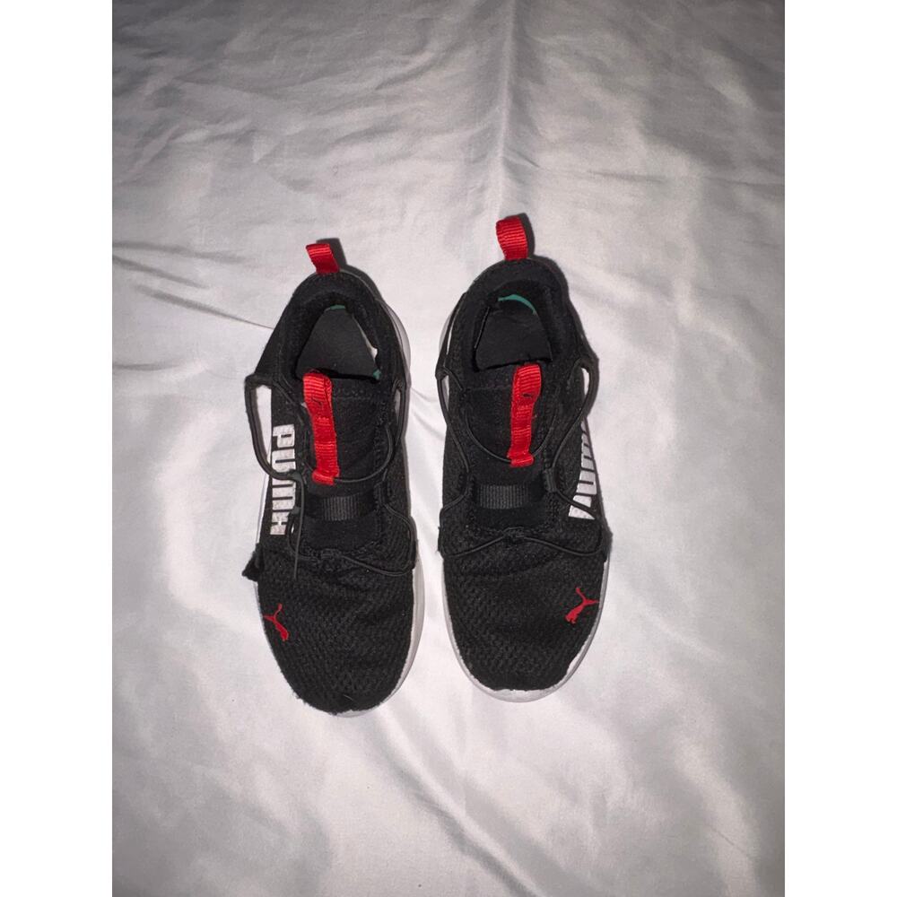 Puma Slip-On Athletic Sneakers Black Red White Toddler Size US 2C